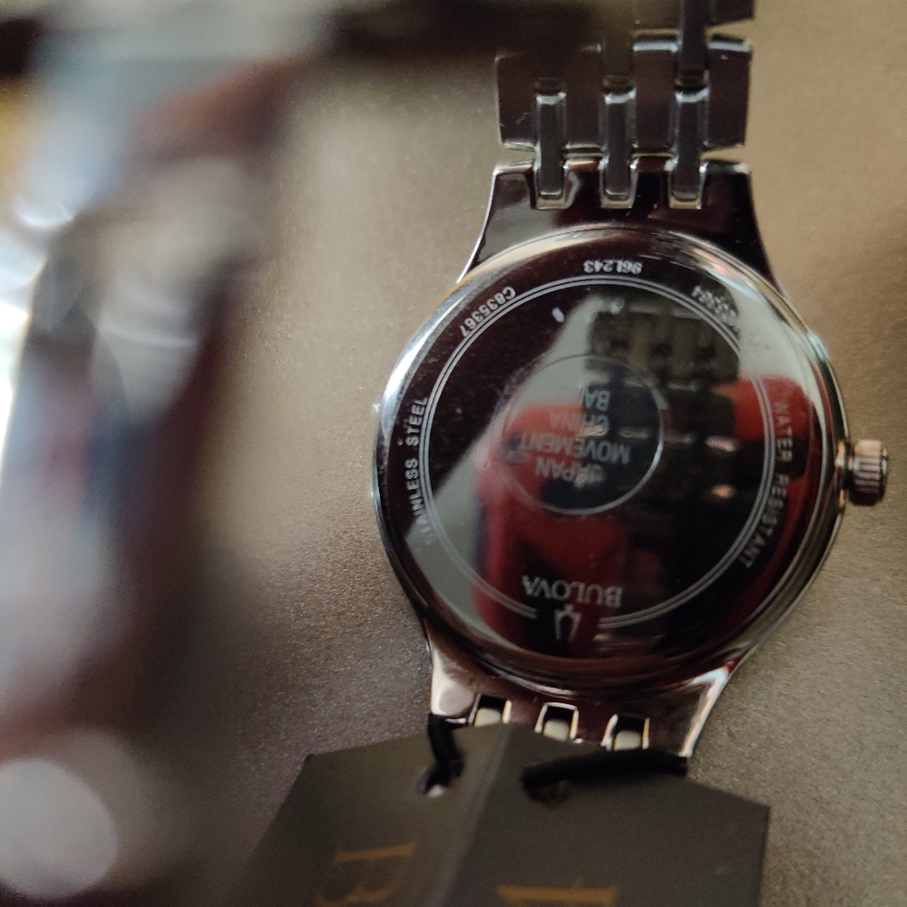 Watch - Picture 3 of 3